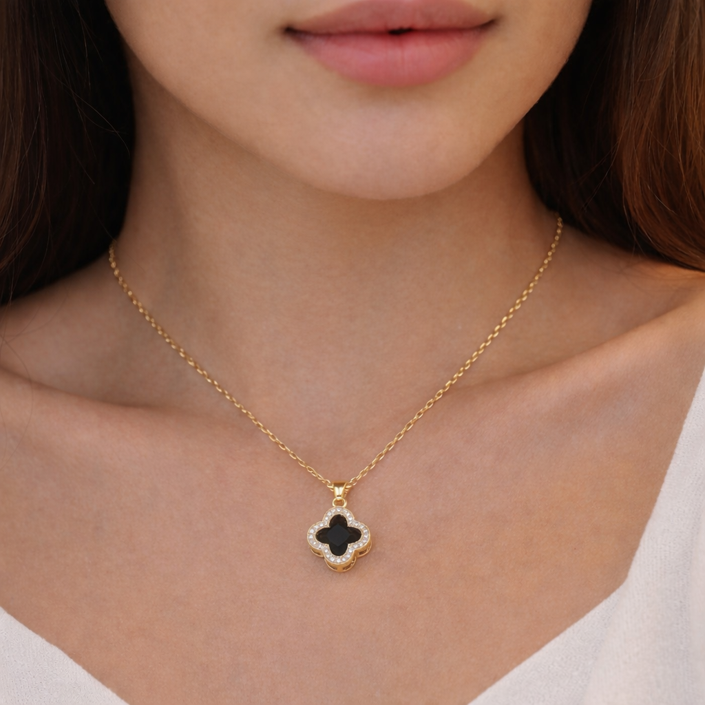Valencia Clover Necklace - 18k Gold Plating