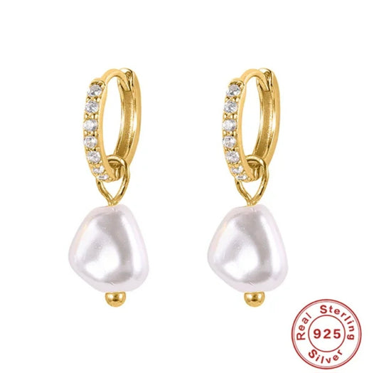 Elegant Pearl - Sterling Silver Earrings in 18k Gold Plating