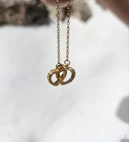 Heart in Heart - Necklace in 18k Gold Plating