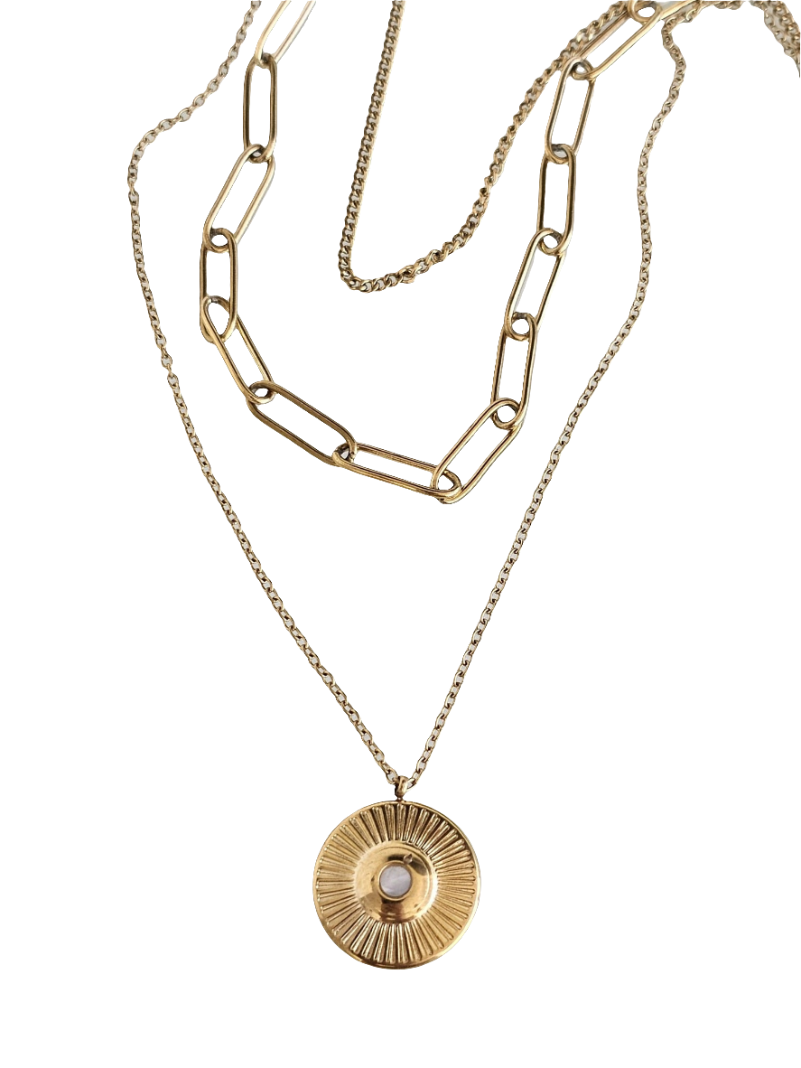 Solar medallion - Necklace in 18k Gold Plating