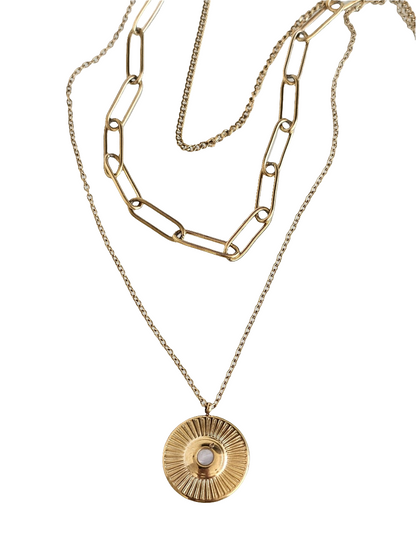 Solar medallion - Necklace in 18k Gold Plating