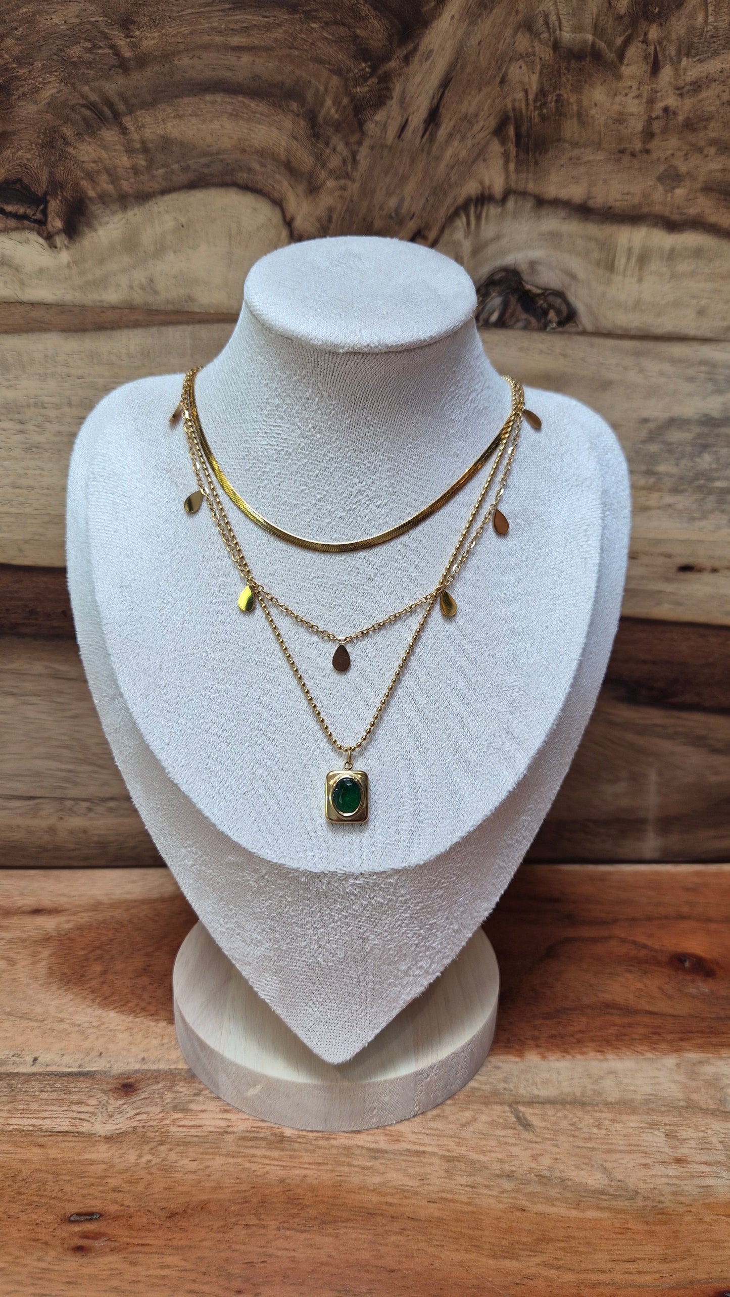 Emerald Majesty - Necklace in 18k Gold Plating