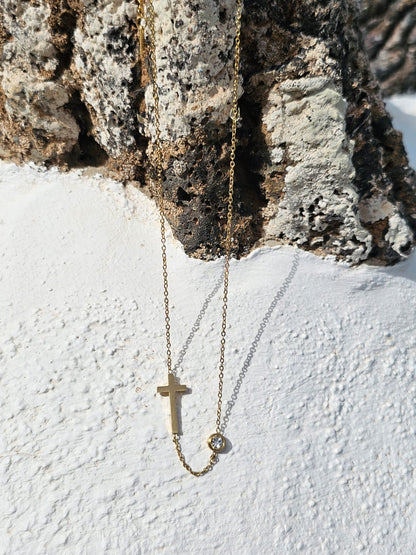 Faith and Spark - Necklace in 18k Gold Plating