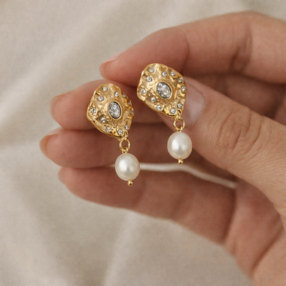 Gilded Muse Pearl - 18k Gold Plating