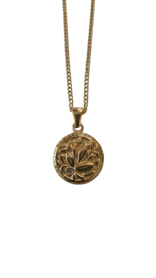 Golden Bloom - Necklace in 18k Gold Plating