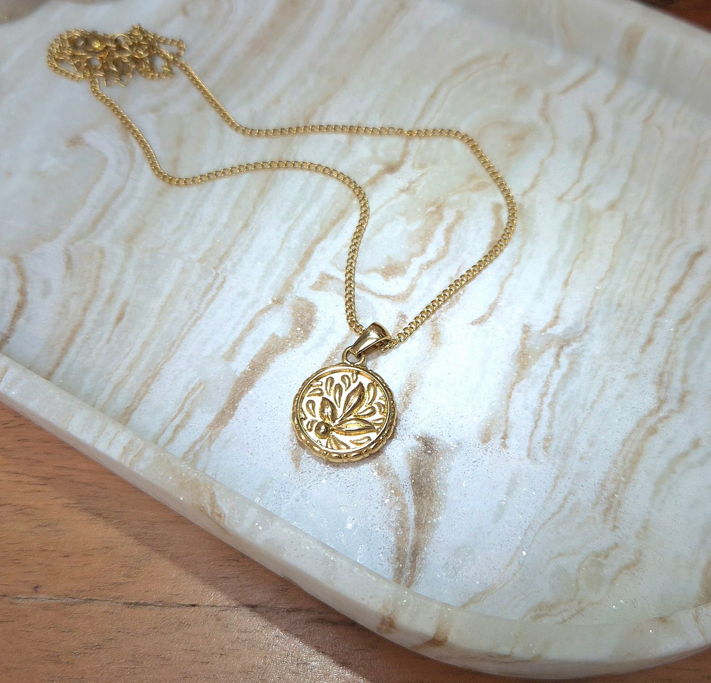 Golden Bloom - Necklace in 18k Gold Plating