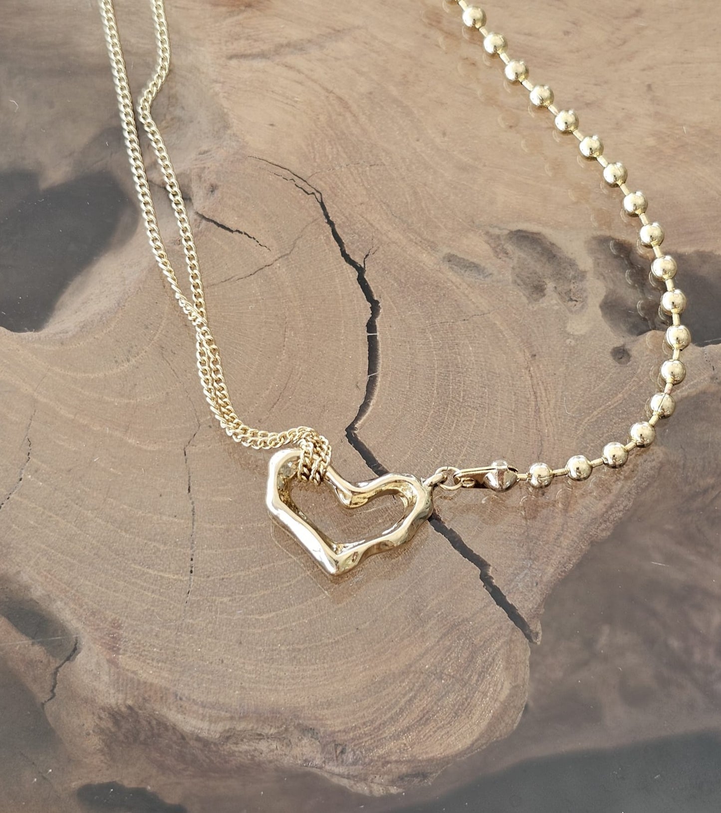 Open Heart - Necklace in 18k Gold Plating